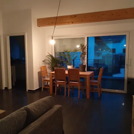 Apartment Haus Freiberg Am Neckar